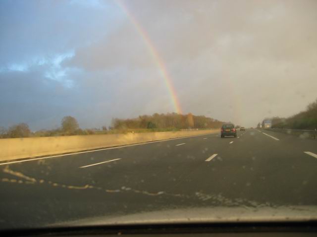 Retour sur paris (snif)... un bel arc-en-ciel tout de mme...