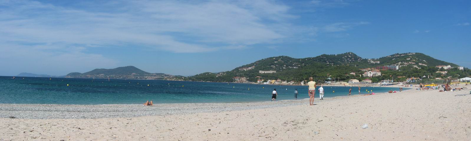 La plage de l'Aygade, sur le bras de la presqu'le de Ghien
